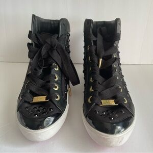 Women’s Ted Baker London Callistri Black High Top Sneakers Size 6.    A190